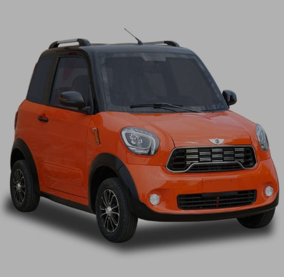 High Speed Luxury Adult Solar Mini Electric Car /Chinese Electric Car With 4 People Seats Capacity