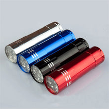 Charger l'image dans la galerie, 9-Lamp LED Small Flashlight Identification Magnesium Aluminum Alloy Keychain Camping Outdoor Flashlight 2pcs / bag