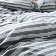 Load image into Gallery viewer, Bedding Set sleeping, all cotton knitted four piece set, plain color striped 1.5m bed sheet. Blanket and Sheets