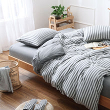 Load image into Gallery viewer, Bedding Set sleeping, all cotton knitted four piece set, plain color striped 1.5m bed sheet. Blanket and Sheets