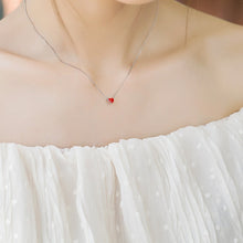 Cargar imagen en el visor de la galería, Fresh Sweet Cute Heart Red Clavicle Chain 925 Sterling Silver Temperament Personality Fashion Female Necklace