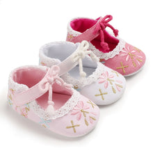 将图片加载到图库查看器,New Flower Embroidery Baby Girl Shoes Cotton Non-slip Soled Toddler Shoes Spring Summer Baby Shoes Princess Girls First Walkers