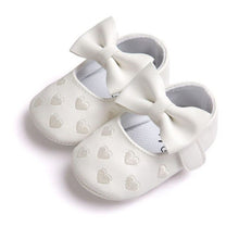 Cargar imagen en el visor de la galería, Baby PU Leather Baby Boy Girl Baby Moccasins Moccs Shoes Bow Fringe Soft Soled Non-slip Footwear Crib Shoes