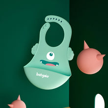 Cargar imagen en el visor de la galería, Baby Bibs Waterproof Silicone Feeding Baby Saliva Towel Newborn Cartoon Aprons Baby Bibs Adjustable Different styles of Bibs