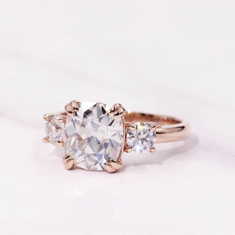 Tianyu Gems 8 X 9 mm Cushion OMC Moissanite Gold Ring 4mm OEC Round DEF Stone 14k/18k/PT950 Wedding Rings Women Customized Jewelry Jewellery