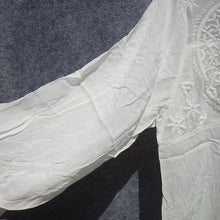 將圖片載入圖庫檢視器 White Casual Beach Cotton Dress 2020 Bohemian Dress Tunic For Beach V-neck Lace Patchwork Shirt Dress Vestidos Mujer  Sarong
