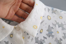 將圖片載入圖庫檢視器 Women's Elegant Floral Embroidery Translucent Blouses Shirts Women Lantern Sleeve Cchic chemise tops LS4142
