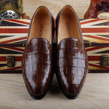 Charger l'image dans la galerie, ourui new arrival crocodile leather business formal Men's formal shoes No stitching manual Men's dress shoes