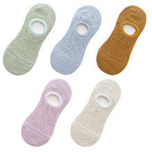 将图片加载到图库查看器,Women Silicone non-slip invisible Socks