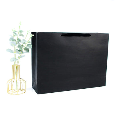 10pcs / Black card paper bag gift shopping bag holiday party birthday gift paper bag