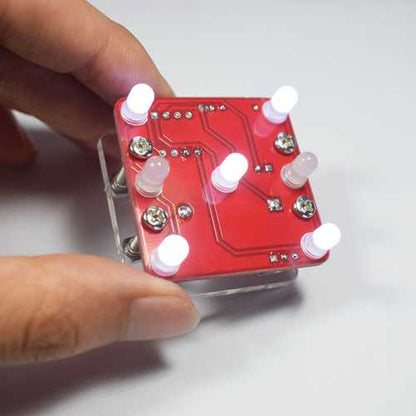 Geekcreit? DIY Shaking LED Dice Kit With Small Vibration Motor