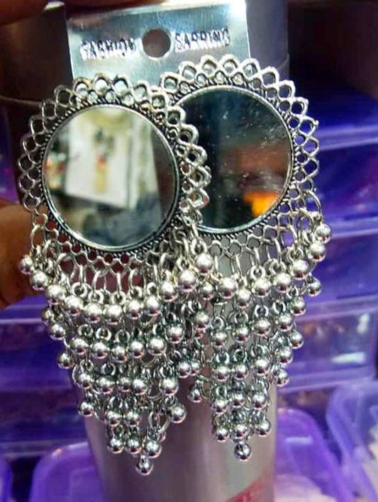 Alluring Oxidized Metal Earring