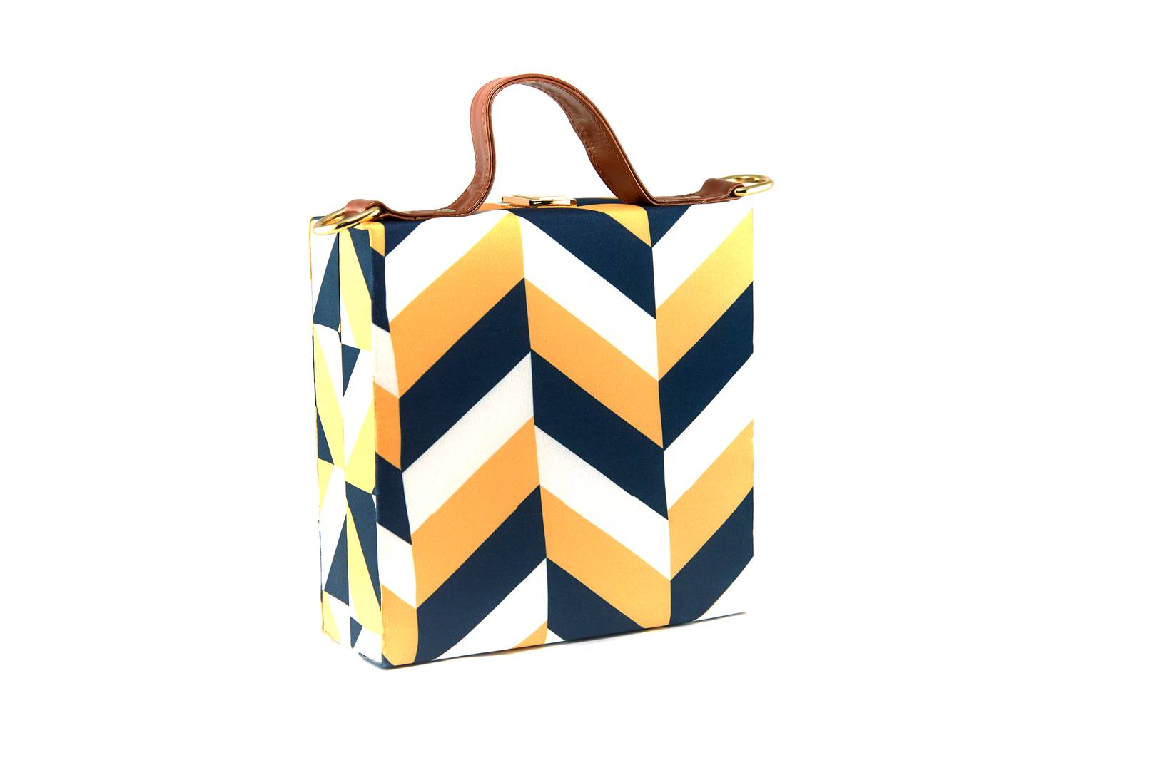 Women's Regular Size Printed Multicoloured Silk Box Clutcher