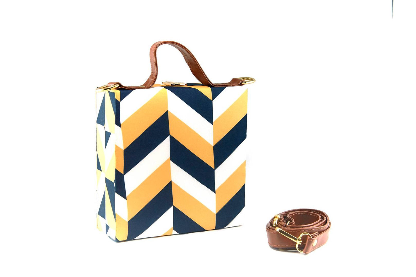 Women's Regular Size Printed Multicoloured Silk Box Clutcher