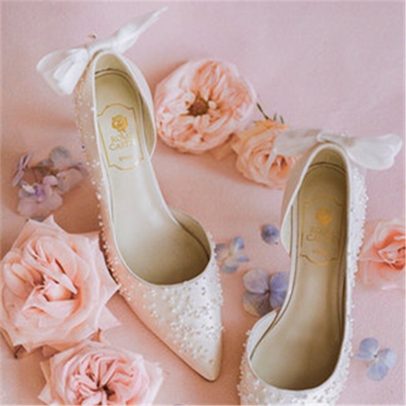 2021 French Embroidery Stiletto Bridal Wedding Shoes Female White side empty banquet Dress Single Shoes Pearl Sandals