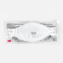 Cargar imagen en el visor de la galería, 3M Aura 9205+ Mask Foldable NIOSH-Approved N9 5 Particulate Respirator Unvalved REDUCED EYEWEAR FOGGING ALL FACE SHAPES Wedding
