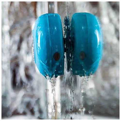 Singing in the Shower - The phone speaker in shower