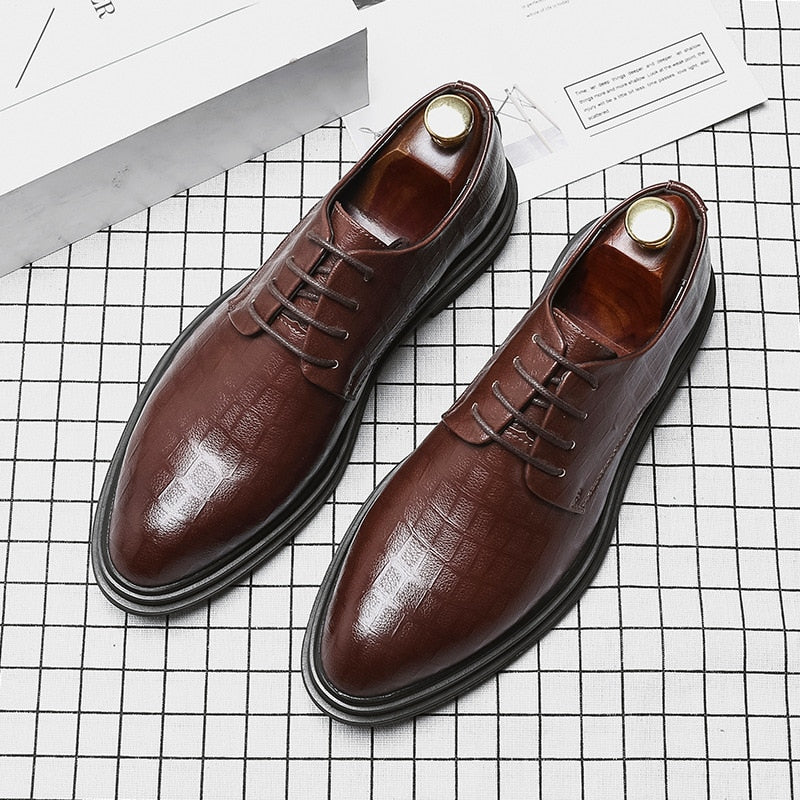 Autumn 2020 men's shoes Plaid printed British business dress casual leather shoes men's plush leather shoes 18562