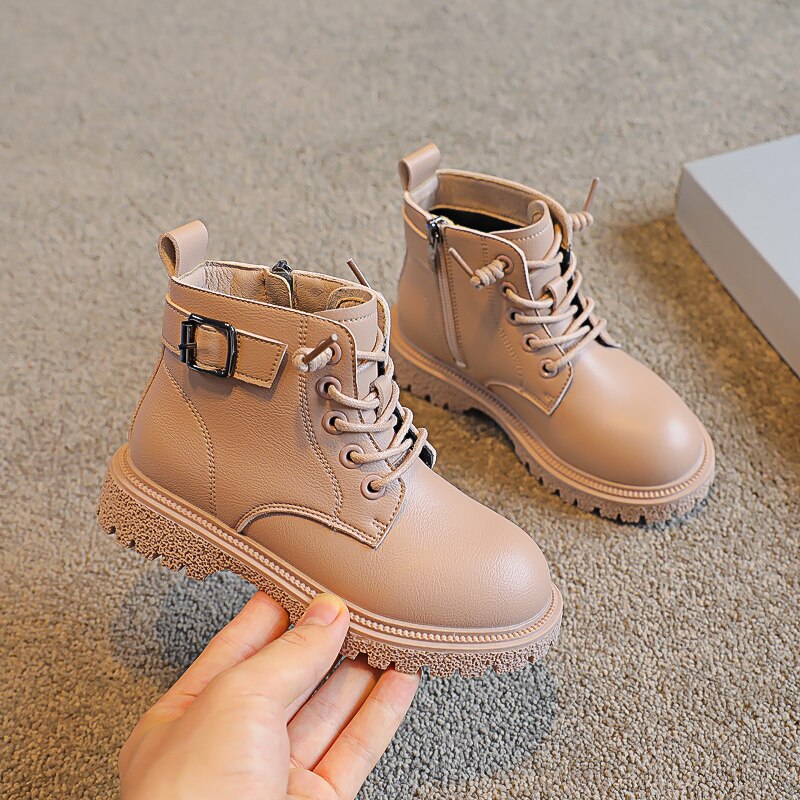 Autumn and Winter New Girls Martin Boots Fashion Flat Casual Boots Comfortable and Warm Girls Boots Trend Wild Martin Boots