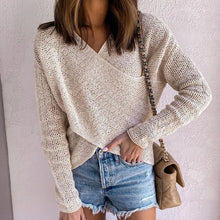 将图片加载到图库查看器，Women&#39;s European Knitted Sweater Tops Solid Color Bottoming Pullover V-neck sweater Women&#39;s clothing
