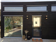 Charger l&#39;image dans la galerie, Brand New Prefabricated Home Container House 6m x 3m Bulk Container
