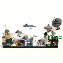 将图片加载到图库查看器，BuildMoc Space Wars Movie Set City House Architecture Skyline Building Block Bricks Millennium Spaceship Destroyer Flying Model Toys
