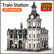 Cargar imagen en el visor de la galería, City Street View Scene Modular Architecture Train Station Building Blocks MOC Construction Model Bricks Kids DIY Toys Christmas Gifts
