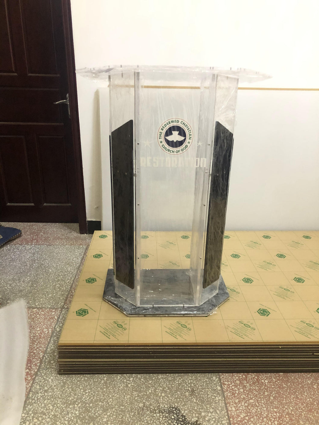 Clear Plexiglass Podium, Acrylic Wood Lectern, Church Podium