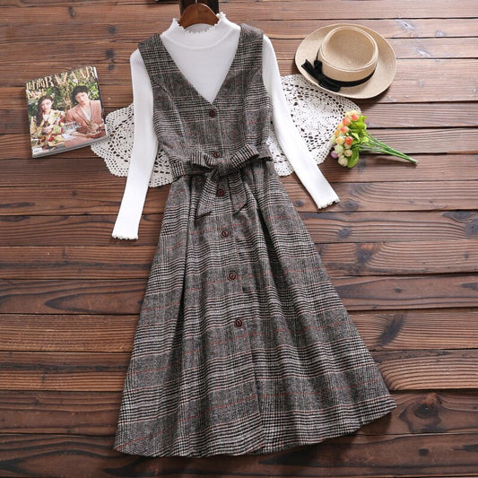 British Style Women's Winter Wool Sundress V Neck Vintage Plaid Sashes Long Sleeveless Shirt Dress Elegant Mori Girl Wool Dress