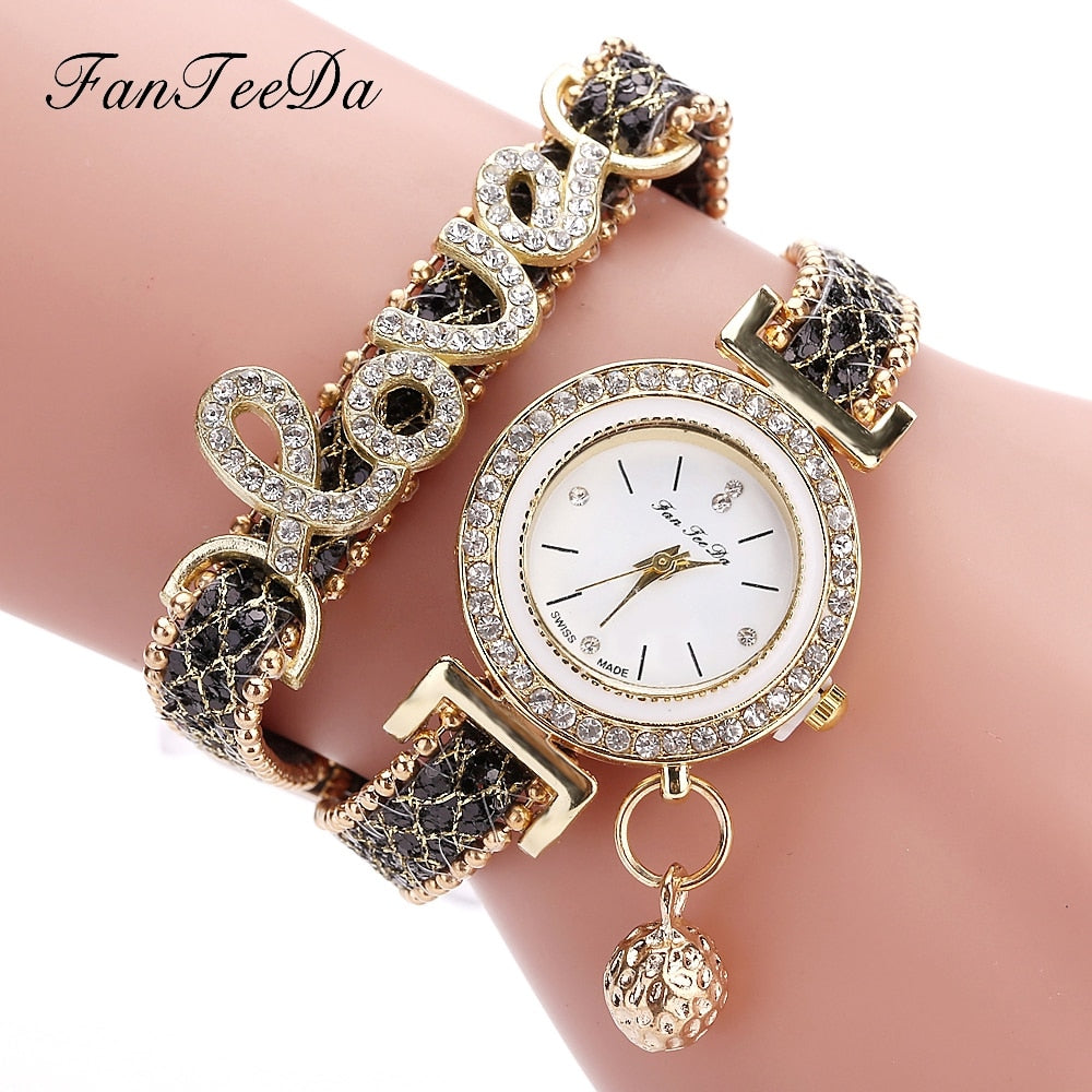 FanTeeDa Top Brand Women's Bracelet Watches Ladies Love Leather Strap Rhinestone Quartz Wrist Watch Luxury Fashion Quartz Watch