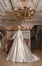 将图片加载到图库查看器，Gelinlik Tesettür MAHİDEVRAN
