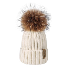 将图片加载到图库查看器，Furtalk Real Fur pompom Beanie Hat Women Winter Knitted Hat Warm Real Big Raccoon Pom Pom Hat for Female
