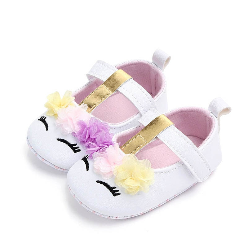 New Flower Embroidery Baby Girl Shoes Cotton Non-slip Soled Toddler Shoes Spring Summer Baby Shoes Princess Girls First Walkers