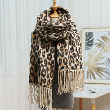 Charger l&#39;image dans la galerie, Designer Women&#39;s Thick Scarf Blanket Tassel Shawls Wrap Animal Leopard Print Cashmere Scarves pashmina foulard
