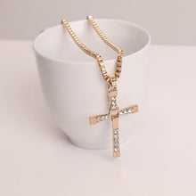 将图片加载到图库查看器，Fast and Furious Pendant Necklace dominic toretto cross Men&#39;s Pendants For Men Jewelry Crystal Necklace
