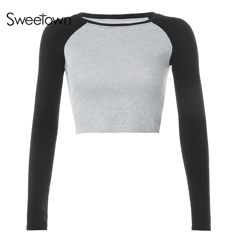 Sweetown 2020 Autumn Contrast Color Basic Crop Top Shirt Long Sleeve Streetwear Women Casual Slim Cute Kawaii T-Shirt Harajuku