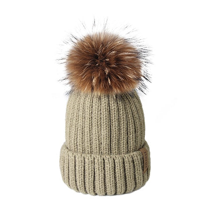Furtalk Real Fur pompom Beanie Hat Women Winter Knitted Hat Warm Real Big Raccoon Pom Pom Hat for Female