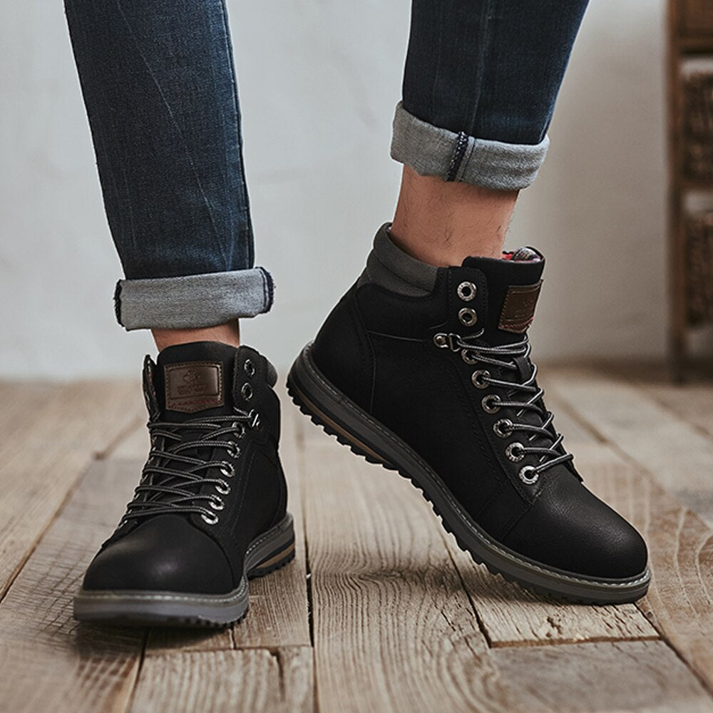 DECARSDZ Men Boots 2021 Spring New Fashion Shoes Man Outdoor Comfy Classic Male Shoes Durable Outsole Men Casual Boots