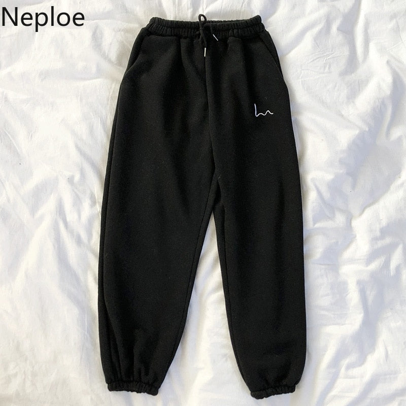 Neploe Pants Women 2021 Spring New Embroidery Elastic High Waist Ladies Trousers Loose Casual Beam Feet Pants Femme 1C285
