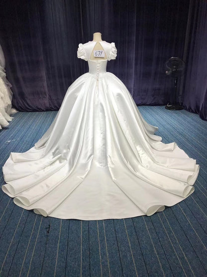 Customized Bespoke Wedding Dress V-Neck Ruffles Satin Embroidery Princess Bridal Dress