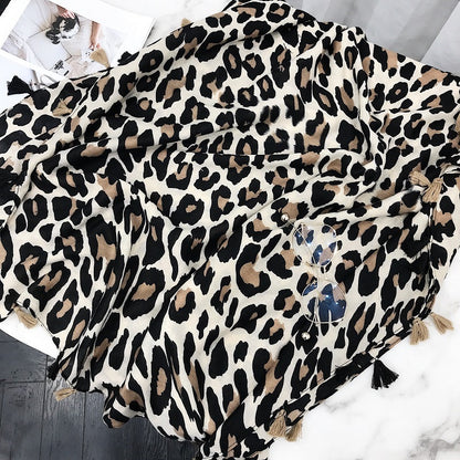 Designer Women's Leopard Dot Tassel Viscose Shawl Scarf High Quality Neckerchief Autumn Winter Foulards Muslim Hijab Sjaal