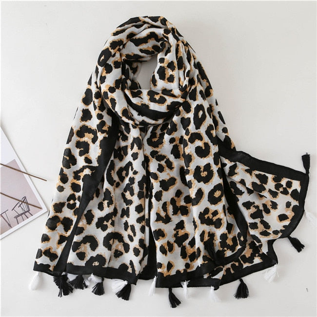 Designer Women's Leopard Dot Tassel Viscose Shawl Scarf High Quality Neckerchief Autumn Winter Foulards Muslim Hijab Sjaal