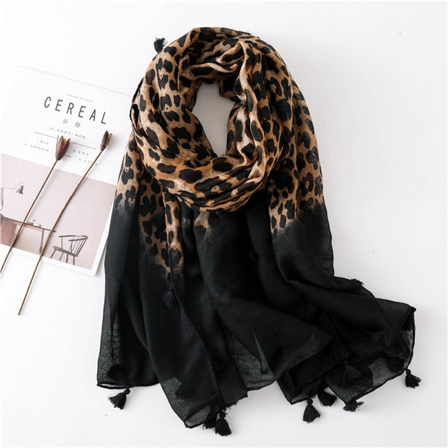 Designer Women's Leopard Dot Tassel Viscose Shawl Scarf High Quality Neckerchief Autumn Winter Foulards Muslim Hijab Sjaal
