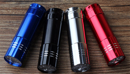 9-Lamp LED Small Flashlight Identification Magnesium Aluminum Alloy Keychain Camping Outdoor Flashlight 2pcs / bag
