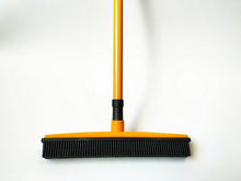 Cargar imagen en el visor de la galería, Long Push Rubber Broom Bristles Sweeper Squeegee Scratch Free Bristle Broom for Pet Cat Dog Hair Carpet Hardwood Windows Clean
