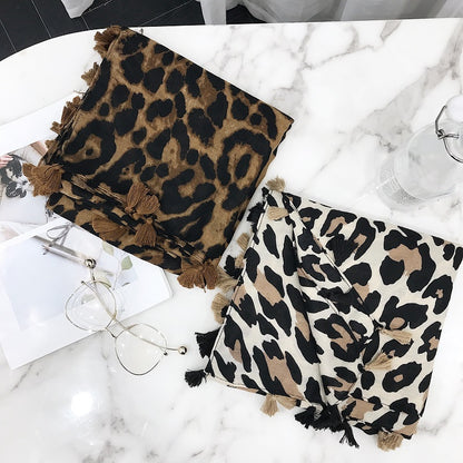 Designer Women's Leopard Dot Tassel Viscose Shawl Scarf High Quality Neckerchief Autumn Winter Foulards Muslim Hijab Sjaal