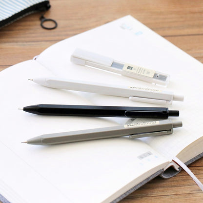 JIANWU 3pcs 0.7mm 0.5mm Simple fashion automatic pencil student press type movable pencil Student supplies