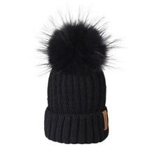 將圖片載入圖庫檢視器 Furtalk Real Fur pompom Beanie Hat Women Winter Knitted Hat Warm Real Big Raccoon Pom Pom Hat for Female
