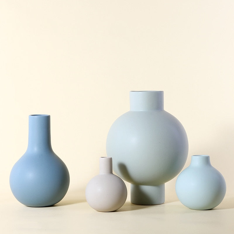 Modern Spherical Flower Vase Floral Ceramic Ball Planter Vase for Dried Flowers Table Top Centerpieces for Home Decoration