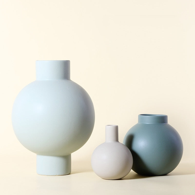 Modern Spherical Flower Vase Floral Ceramic Ball Planter Vase for Dried Flowers Table Top Centerpieces for Home Decoration
